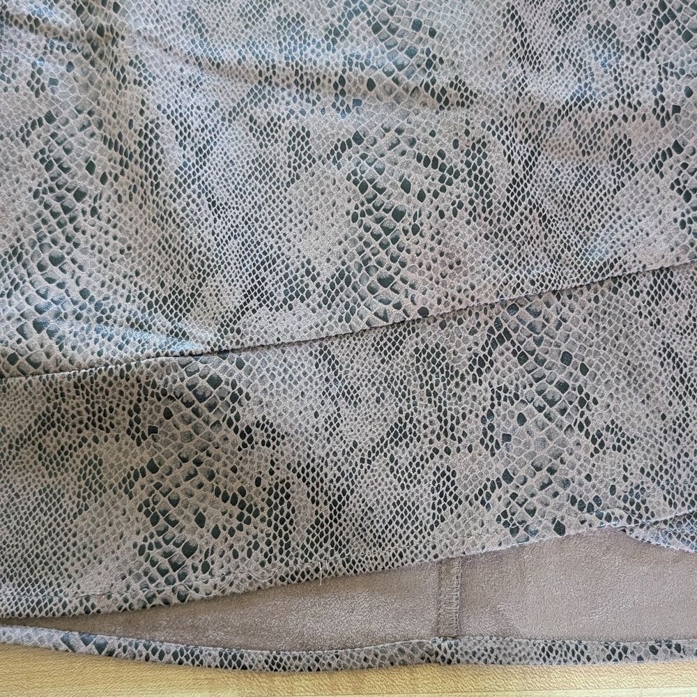 Love Riche Brown Mini Asymmetrical Pencil Skirt - Picture 3 of 8